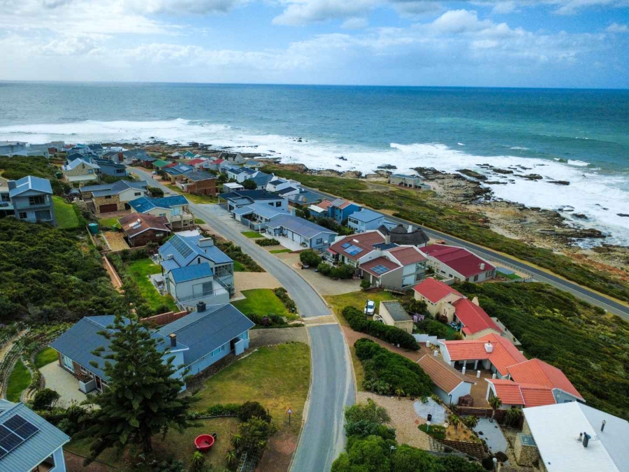 5 Bedroom Property for Sale in Jongensfontein Western Cape